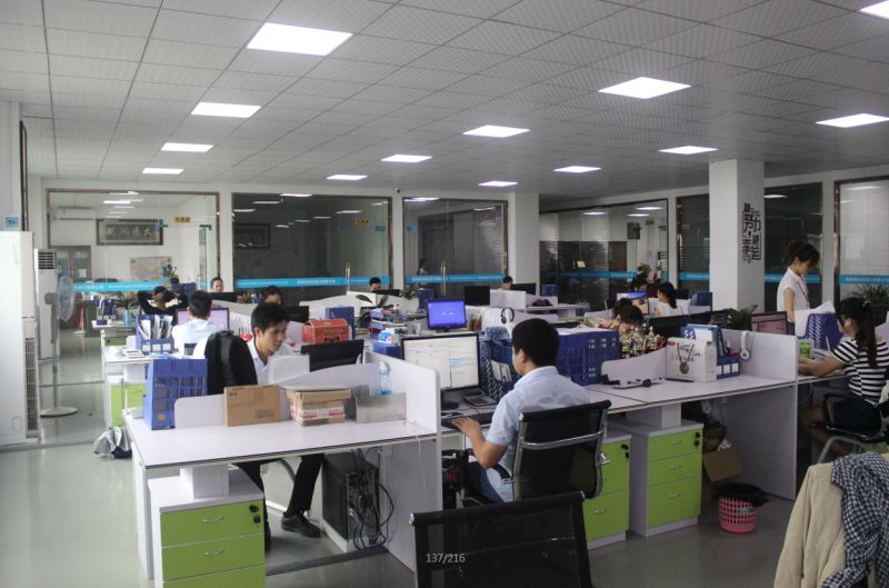 深圳自动门专家解读快速卷帘门使用注意哪几方面